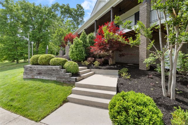 119 Century Oak Dr, Franklin, TN 37069
