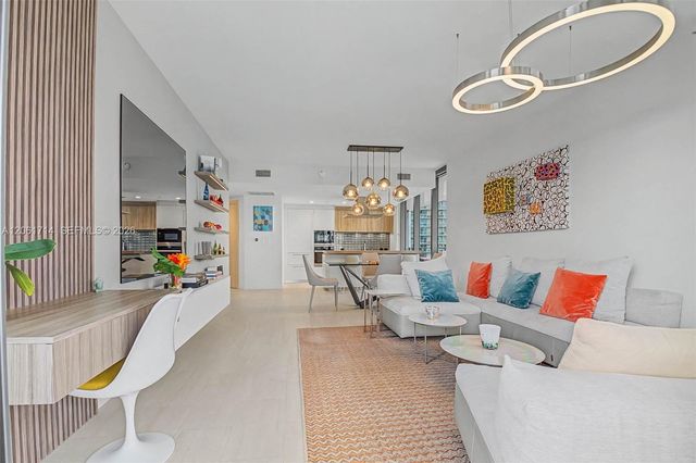 1000 Brickell Plz 2912, Miami, FL 33131