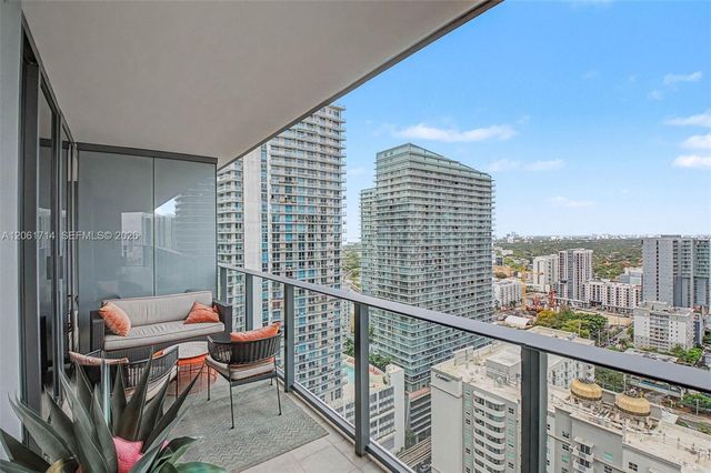 1000 Brickell Plz 2912, Miami, FL 33131