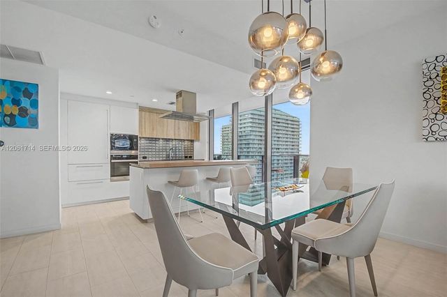 1000 Brickell Plz 2912, Miami, FL 33131