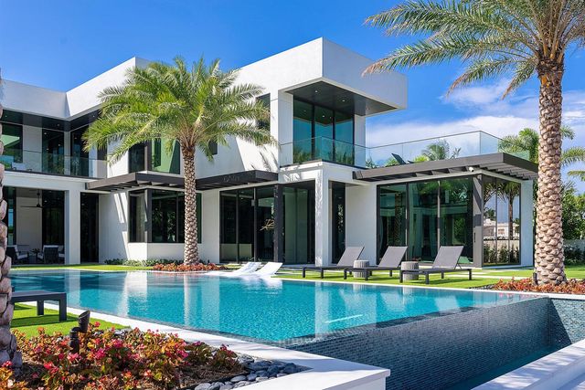 372 E Alexander Palm Road, Boca Raton, FL 33432