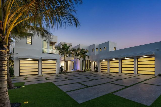 372 E Alexander Palm Road, Boca Raton, FL 33432
