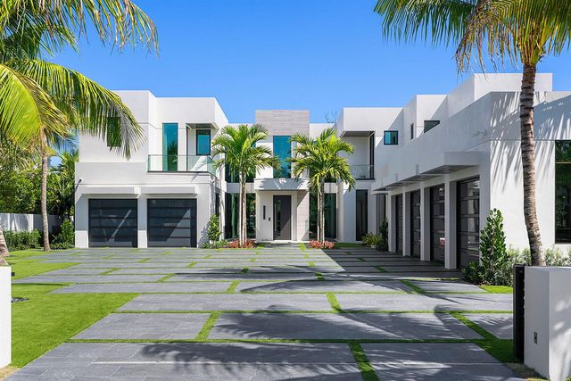 372 E Alexander Palm Road, Boca Raton, FL 33432