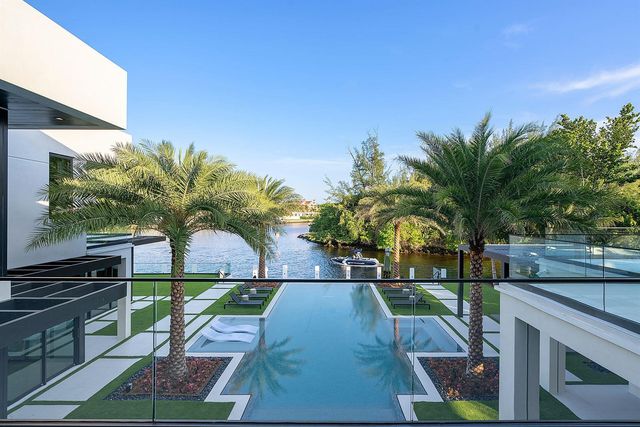 372 E Alexander Palm Road, Boca Raton, FL 33432