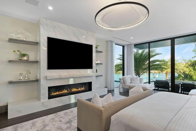 372 E Alexander Palm Road, Boca Raton, FL 33432