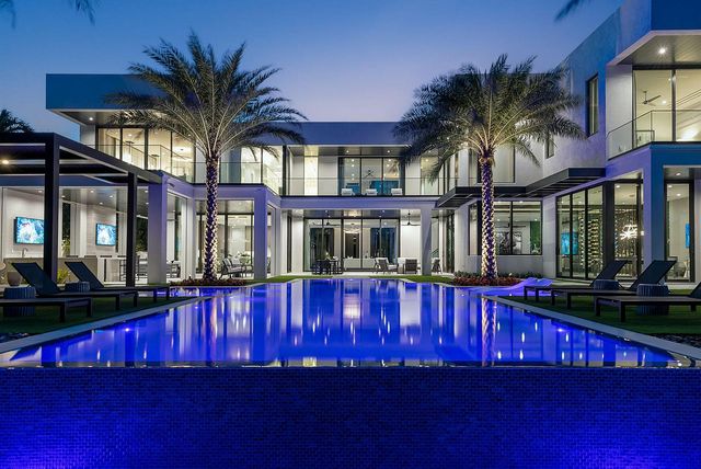 372 E Alexander Palm Road, Boca Raton, FL 33432
