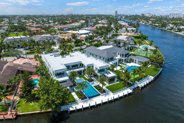 372 E Alexander Palm Road, Boca Raton, FL 33432
