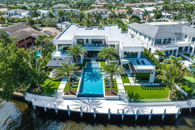 372 E Alexander Palm Road, Boca Raton, FL 33432