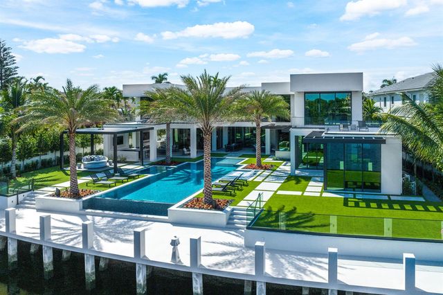 372 E Alexander Palm Road, Boca Raton, FL 33432