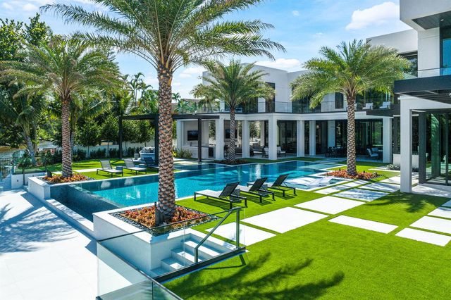 372 E Alexander Palm Road, Boca Raton, FL 33432