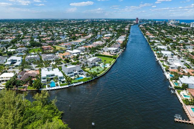 372 E Alexander Palm Road, Boca Raton, FL 33432