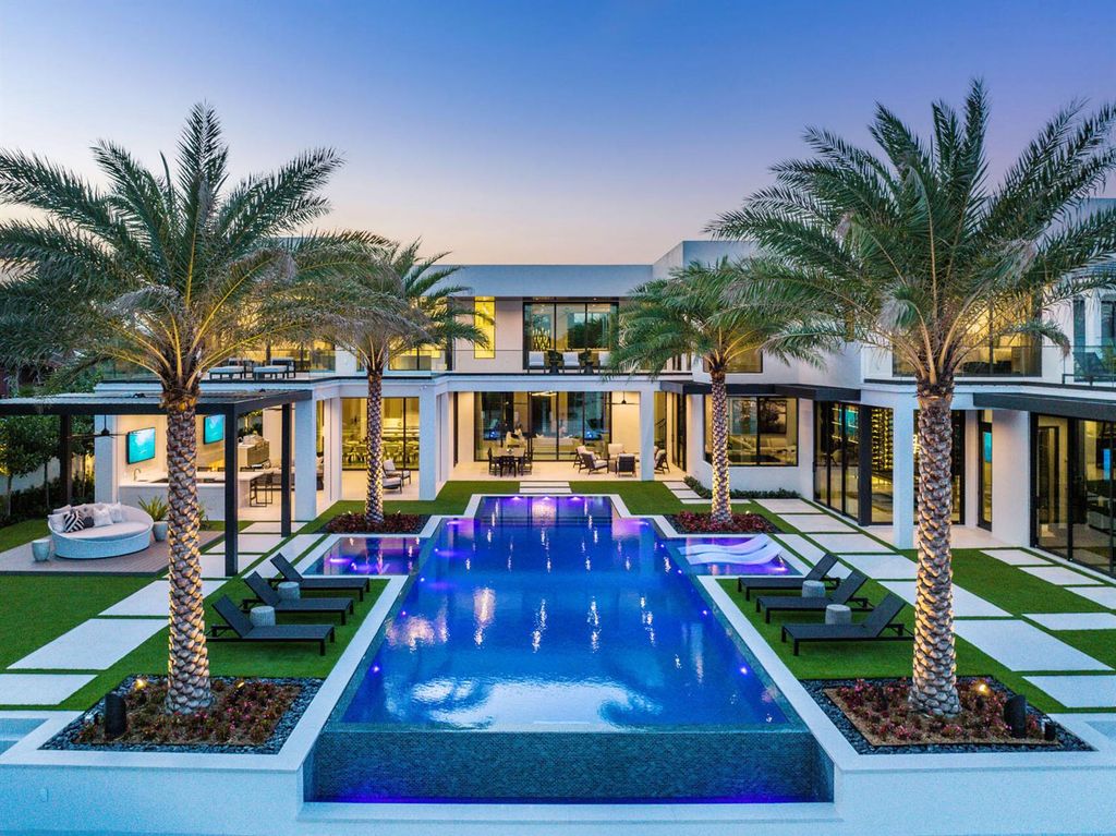 372 E Alexander Palm Road, Boca Raton, FL 33432