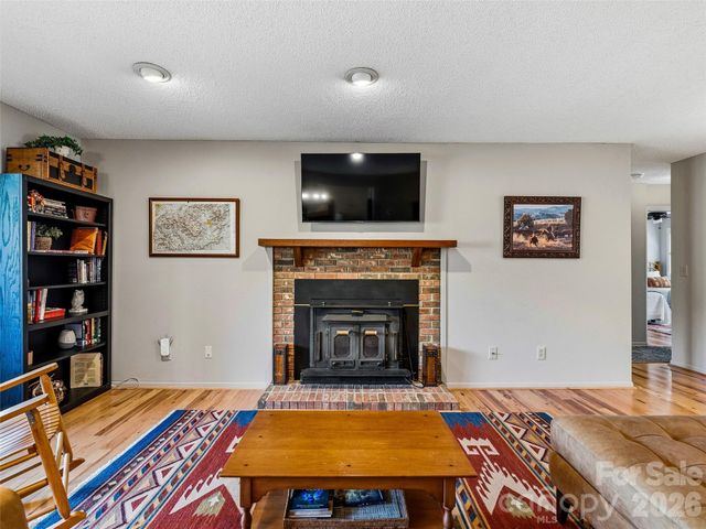 23 Gold Finch Court, Brevard, NC 28712