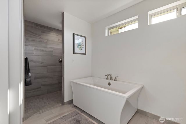 22922 Belvedere Place NE, Kingston, WA 98346