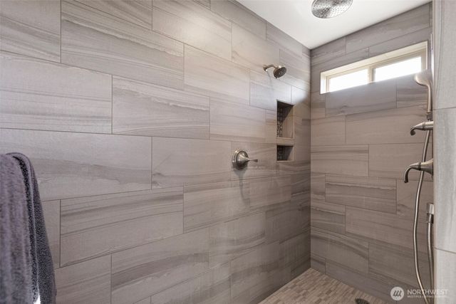 22922 Belvedere Place NE, Kingston, WA 98346