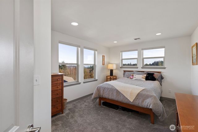 22922 Belvedere Place NE, Kingston, WA 98346