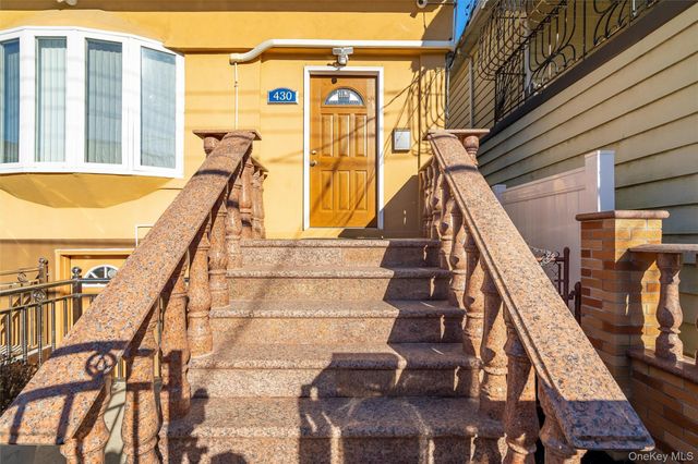 430 Turneur Avenue, Bronx, NY 10473