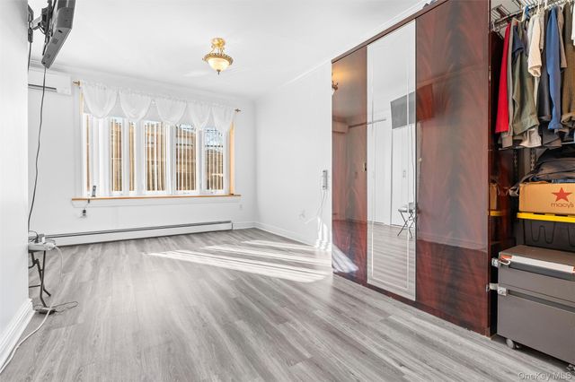 430 Turneur Avenue, Bronx, NY 10473