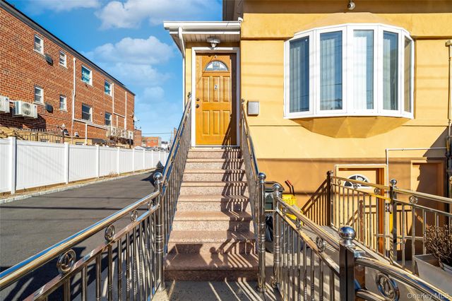 430 Turneur Avenue, Bronx, NY 10473