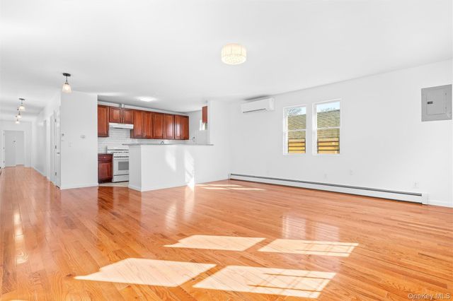 430 Turneur Avenue, Bronx, NY 10473