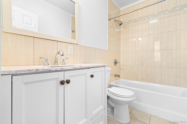 430 Turneur Avenue, Bronx, NY 10473