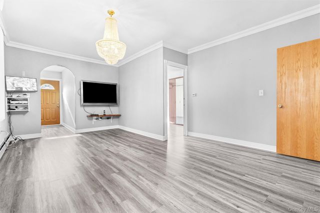 430 Turneur Avenue, Bronx, NY 10473