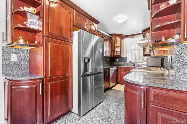 430 Turneur Avenue, Bronx, NY 10473
