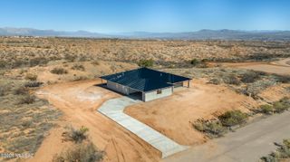 1346 S Wild Burro Trail, Benson, AZ 85602