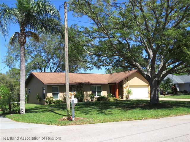 137 Delta Avenue, Lake Placid, FL 33852