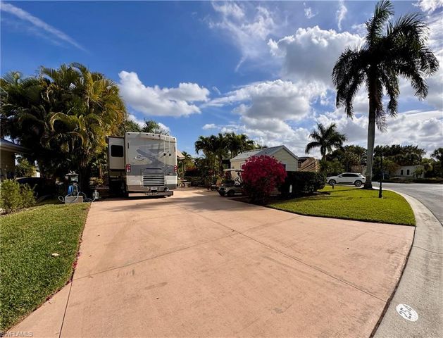 Lot 254 3012 E Riverbend Resort BLVD, Labelle, FL 33935