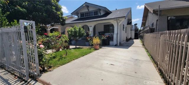 844 56th Street West, Los Angeles, CA 90037