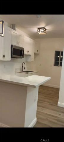 844 56th Street West, Los Angeles, CA 90037