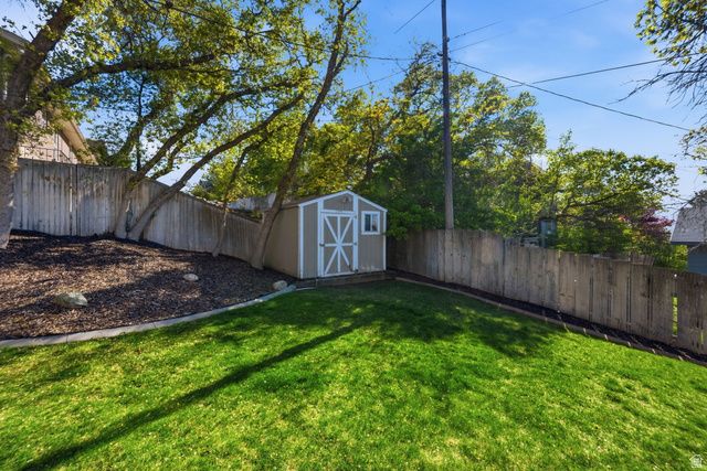 2198 S ELAINE DR, Bountiful, UT 84010