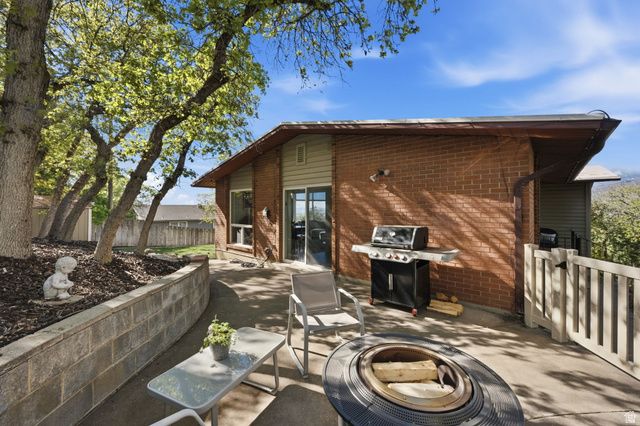 2198 S ELAINE DR, Bountiful, UT 84010