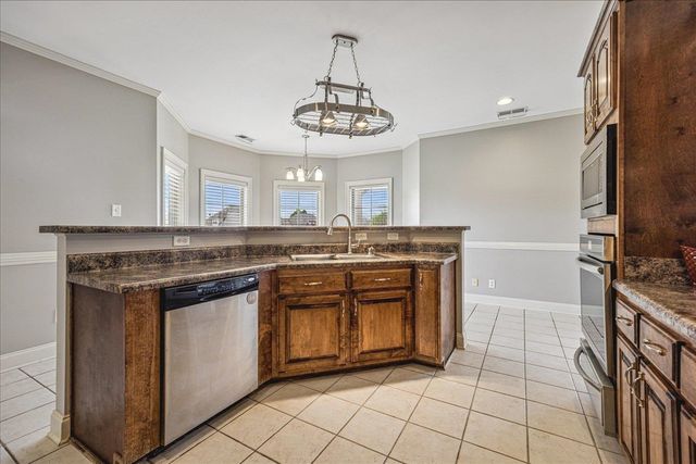 142 CLEMENTINE DR, Atoka, TN 38004