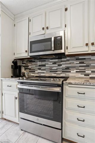 22 Cordova DR, Hampton, VA 23666