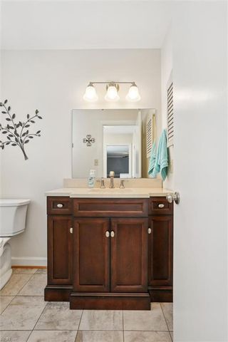 22 Cordova DR, Hampton, VA 23666