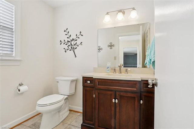 22 Cordova DR, Hampton, VA 23666