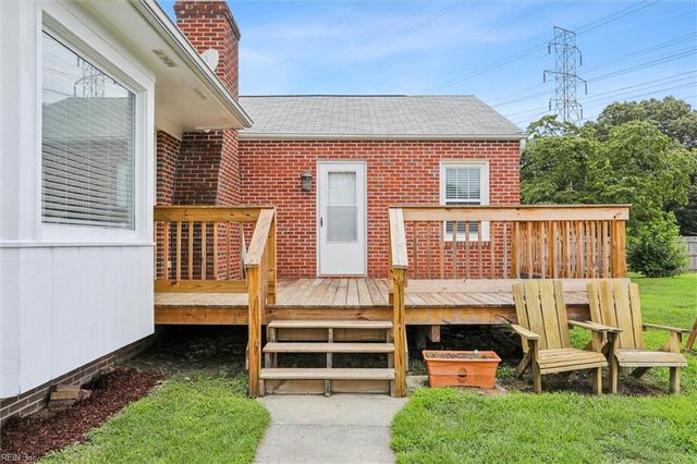 22 Cordova DR, Hampton, VA 23666