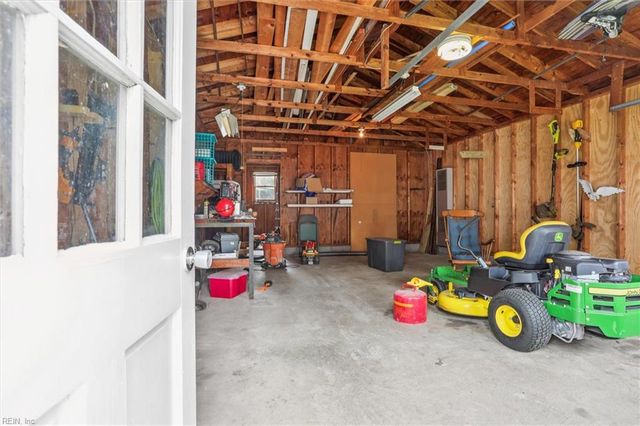22 Cordova DR, Hampton, VA 23666