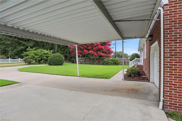 22 Cordova DR, Hampton, VA 23666