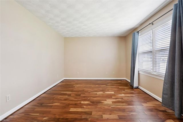 22 Cordova DR, Hampton, VA 23666