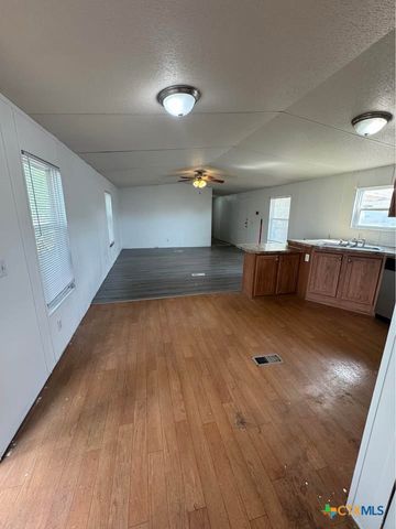 456 Limestone Dr, New Braunfels, TX 78130