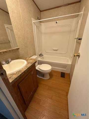 456 Limestone Dr, New Braunfels, TX 78130