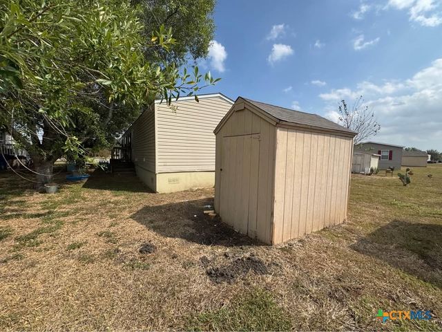 456 Limestone Dr, New Braunfels, TX 78130