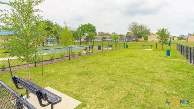 456 Limestone Dr, New Braunfels, TX 78130