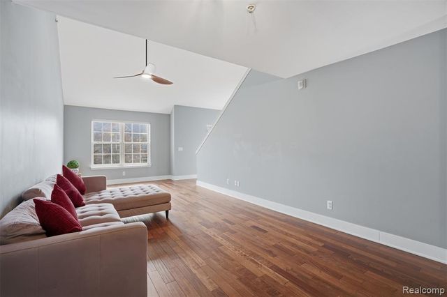 39478 Springwater Drive, Northville, MI 48168