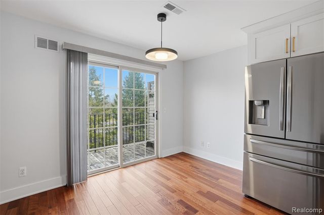 39478 Springwater Drive, Northville, MI 48168