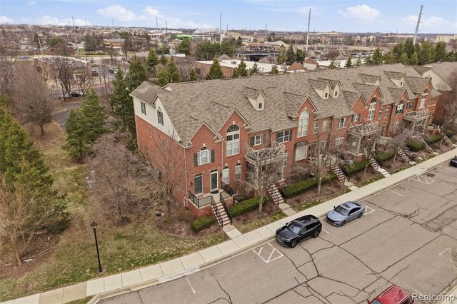 39478 Springwater Drive, Northville, MI 48168