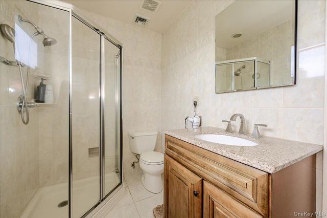 2119 Oliver Way, Merrick, NY 11566